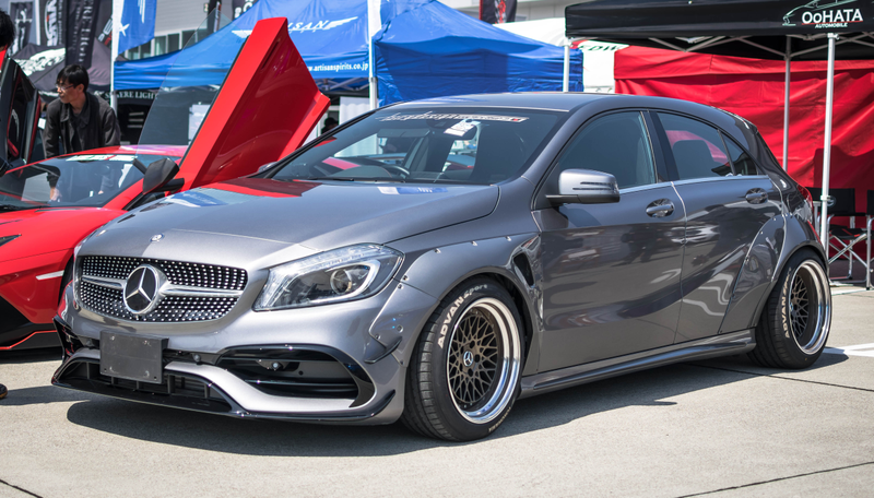 Illustration for article titled This Crazy Car Festival Will Make You Buy Plane Tickets To Japan Right Now